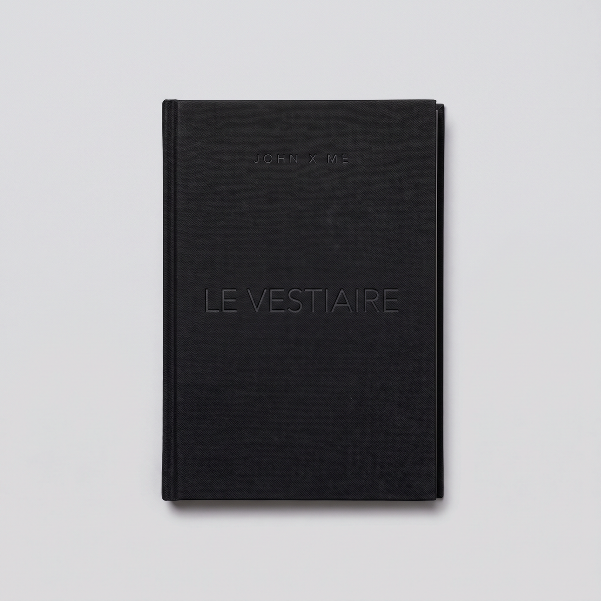 Le Vestiaire — e-book PDF, vue de face — John x Me
